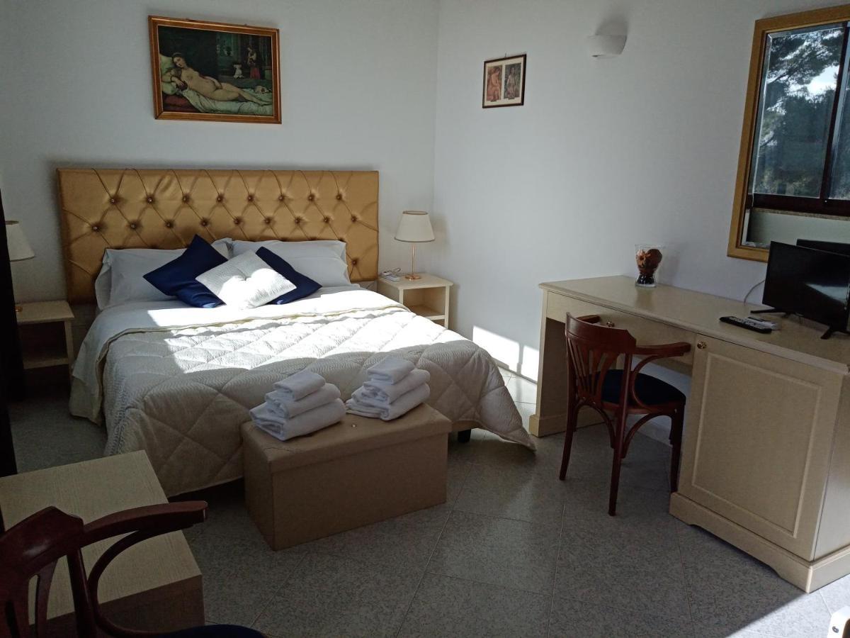 B&B La Maison Sammichele Di Bari Екстер'єр фото