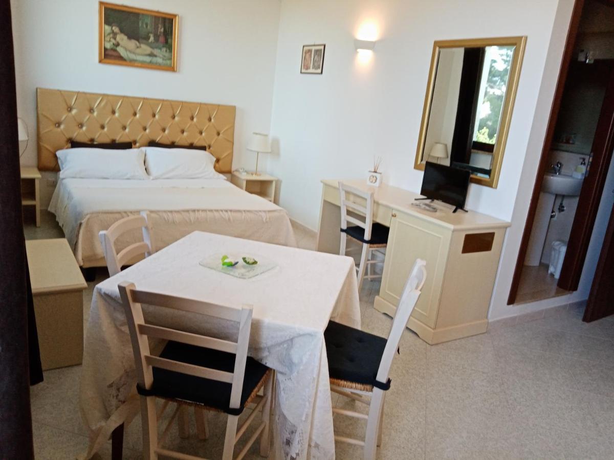 B&B La Maison Sammichele Di Bari Екстер'єр фото